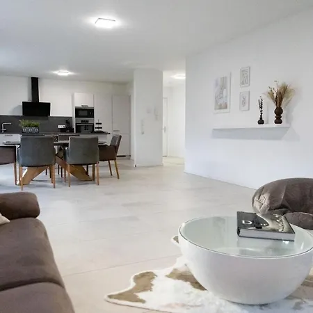 Harmonyhomes 240m² Ferienhaus 1 Bis 8 Personen Raum Kaiserslautern *