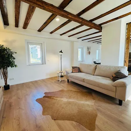 Sehr Gut Ausgestattetes Einfamilienhaus Ferienhaus *